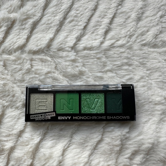 HARD CANDY moods shadow palette gift box set - Picture 4 of 12